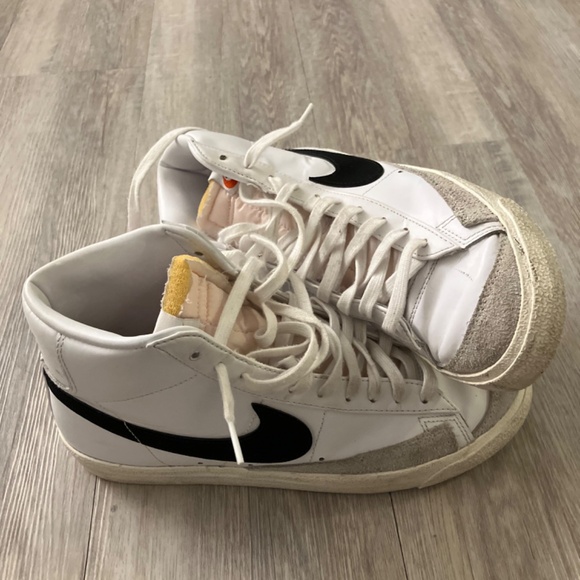 Nike High Top Blazers - Picture 6 of 7